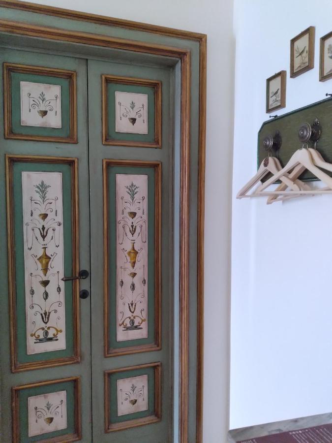 Appartement L'Arco Romano à Foligno Extérieur photo