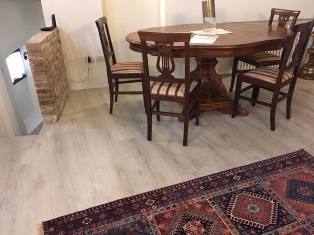 Appartement L'Arco Romano à Foligno Extérieur photo